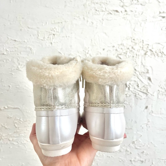 Sperry White Rain & Snow Boots Waterproof Duck Design - Picture 2 of 6